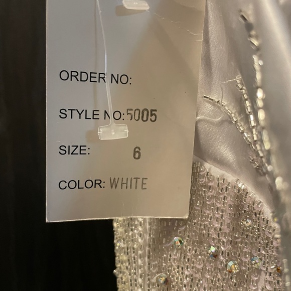 Embroidered White Strapless Dress Gown - Picture 4 of 4